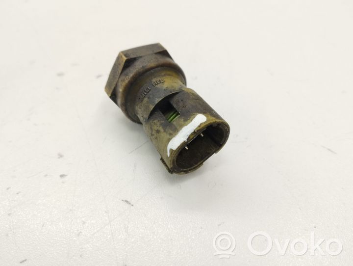 Renault Espace III Oil pressure sensor 