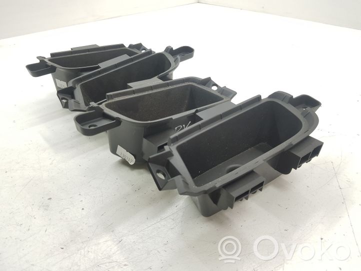 Chevrolet Orlando Rivestimento della maniglia interna per portiera anteriore 95982030