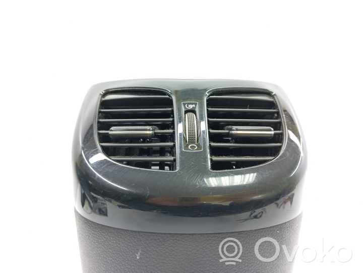 Hyundai i40 Rejilla de ventilación trasera 846423Z001