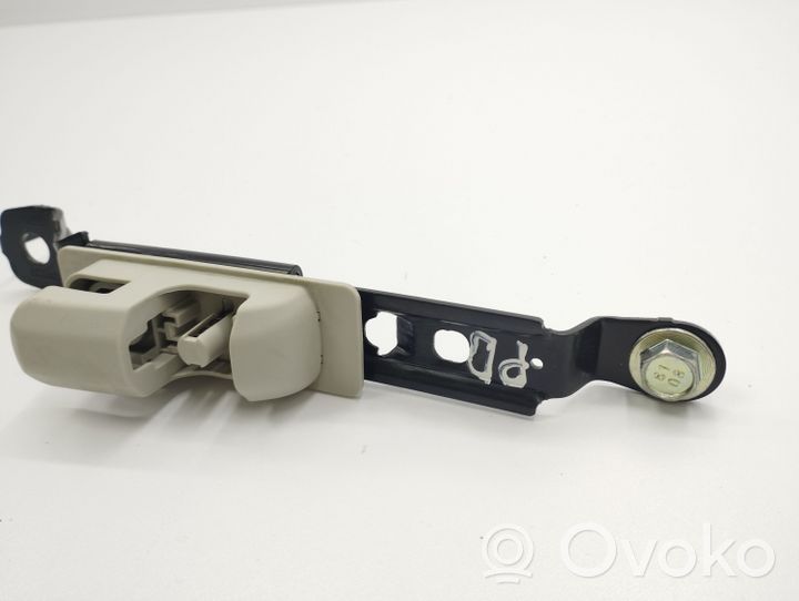 Mazda CX-5 Rail de réglage hauteur de ceinture de sécurité 1092033