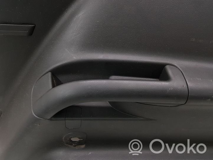 Chevrolet Orlando Tavaratilan sivuverhoilu 95040908