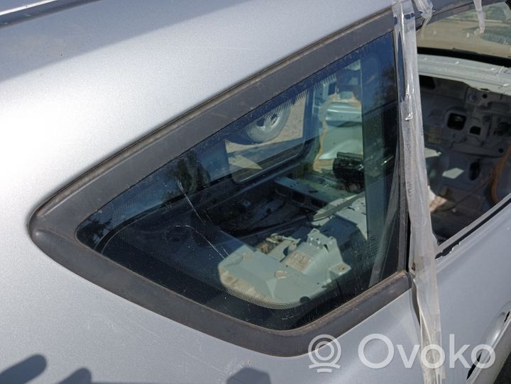 Ford C-MAX II Szyba karoseryjna tylna 