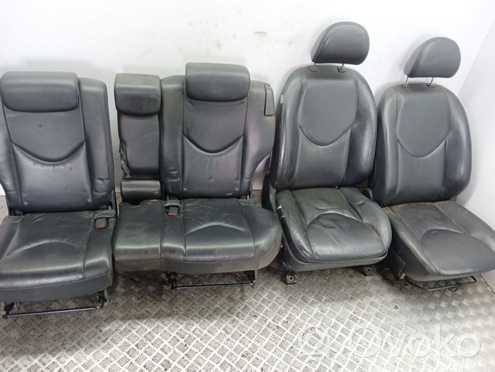 Toyota RAV 4 (XA30) Istuinsarja 
