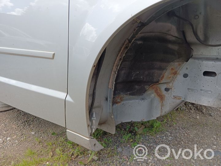 Chrysler Voyager Błotnik przedni 