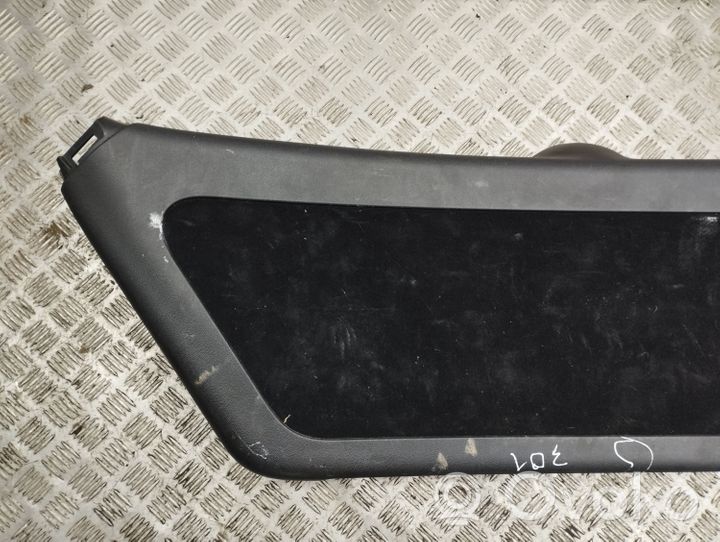 Mercedes-Benz R W251 Set rivestimento portellone posteriore/bagagliaio A2517400670