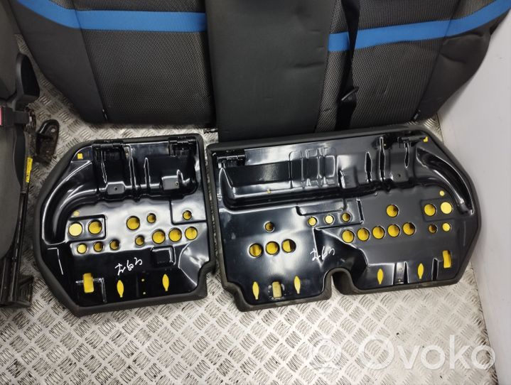 Ford Kuga I Interior set 