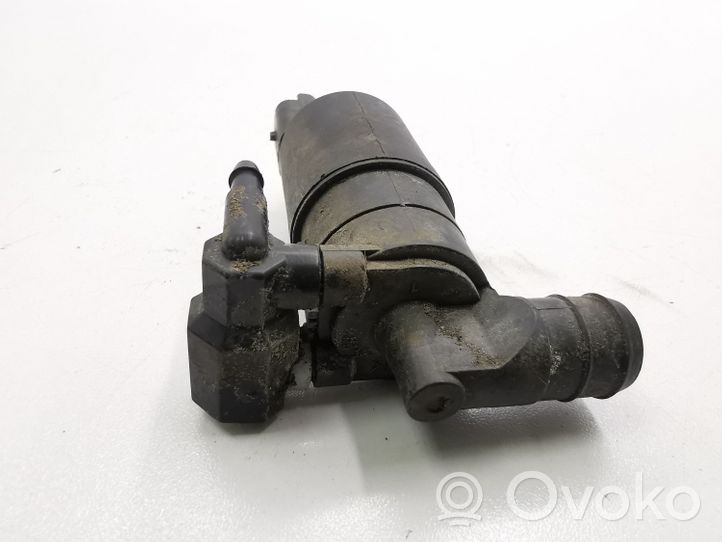 Peugeot 307 Pompe de lave-glace de pare-brise E13021168