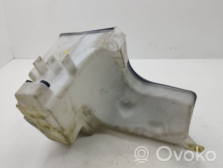 BMW X5 E53 Réservoir de liquide lave-glace 8252738