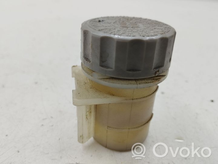 Honda CR-V Clutch fluid reservoir/tank 