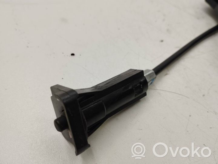 Hyundai i30 Motorino del tappo del serbatoio del carburante A62002G02