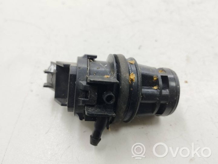 Mazda CX-7 Pompe de lave-glace de pare-brise 8603102451