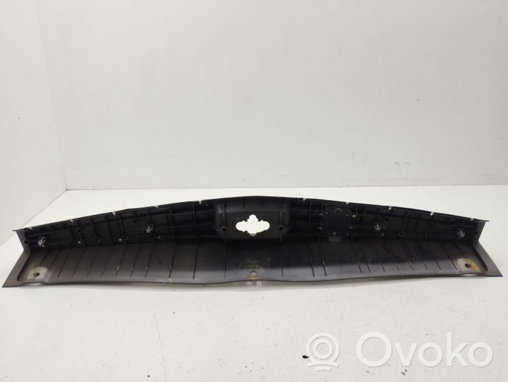 Nissan Murano Z50 Rivestimento di protezione sottoporta del bagagliaio/baule 84992CA000