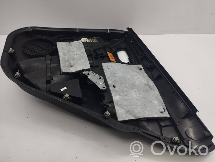 Toyota Auris E180 Takaoven verhoilu 06158046