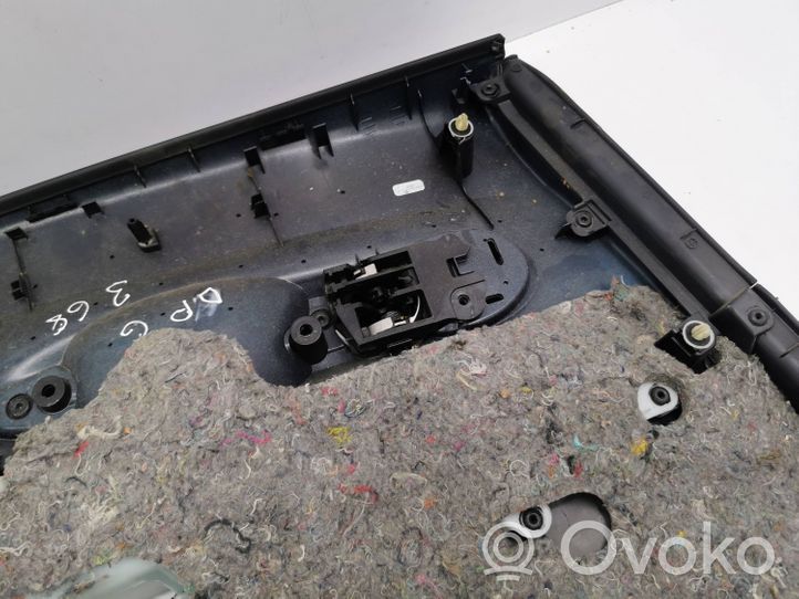 Toyota Auris 150 Takaoven verhoilu 6778702010