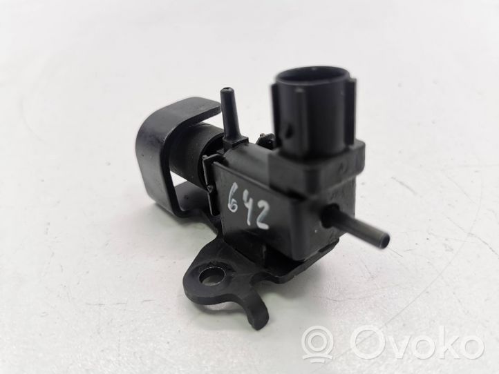 Honda CR-V Vacuum valve 1846004700