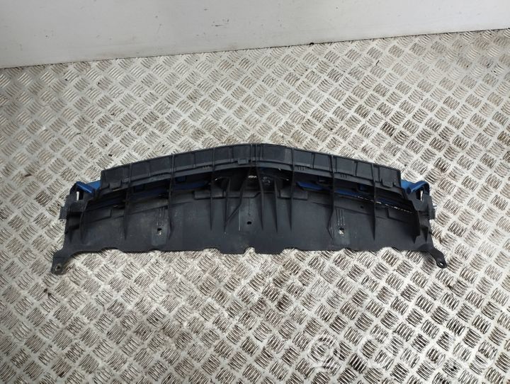 Toyota Auris 150 Maskownica / Grill / Atrapa górna chłodnicy 