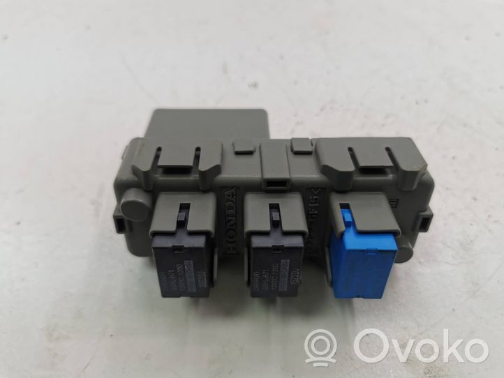 Honda CR-V Module de fusibles TV00030