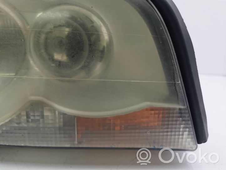 Volvo XC90 Lampa przednia 30698814