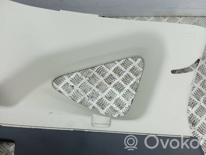 Honda CR-V Tavaratilan/takakontin alempi sivuverhoilu 84660T0AA030M1