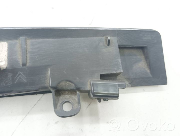 Citroen C4 II Troisième feu stop 9676444380