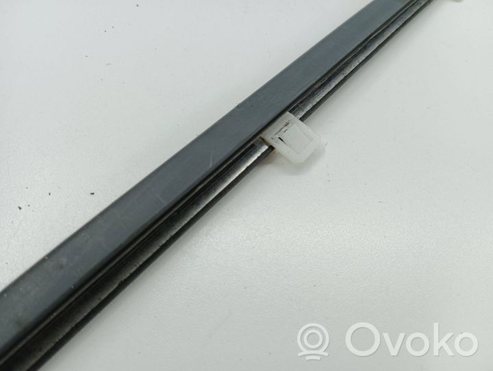 Honda Civic IX Rivestimento modanatura del vetro della portiera anteriore 