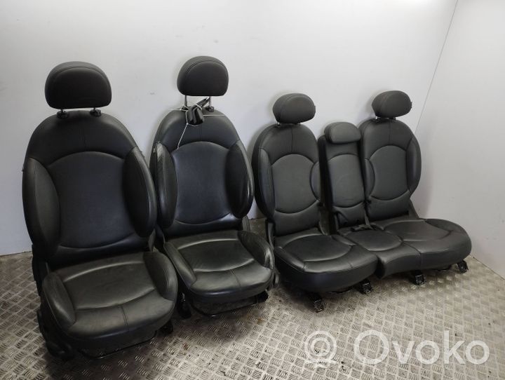 Mini Cooper Countryman R60 Set interni 