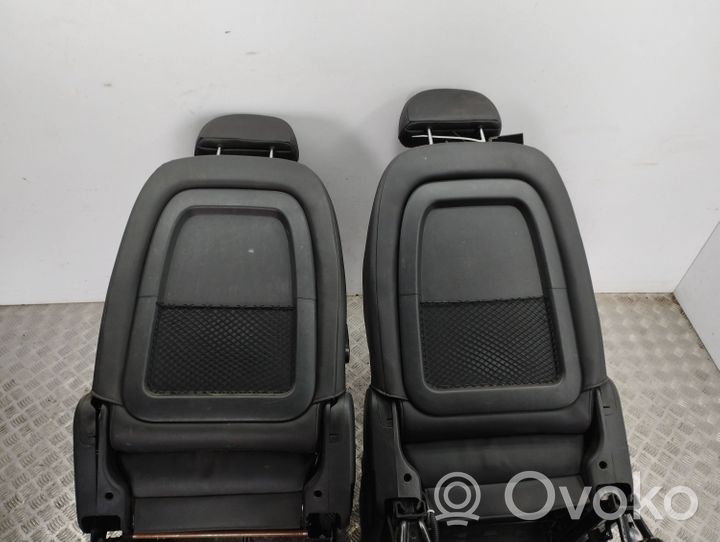 Opel Antara Set interni 