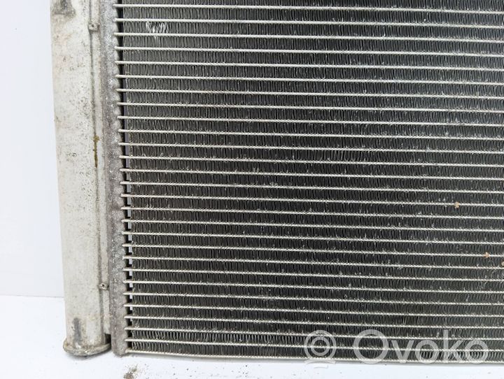 Renault Clio IV Skraplacz / Chłodnica klimatyzacji 921006843R