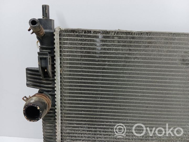 Ford C-MAX II Радиатор охлаждающей жидкости 8V618005CA