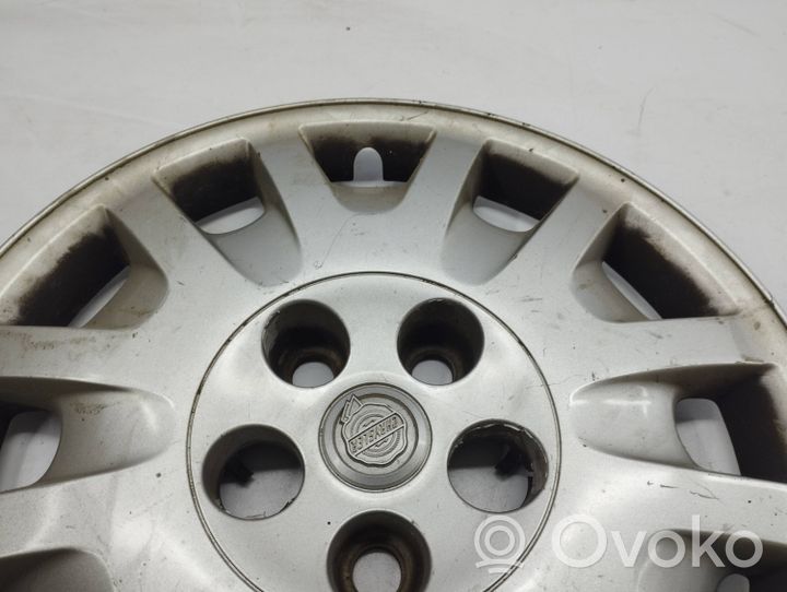 Chrysler Voyager Embellecedor/tapacubos de rueda R16 04766066AC