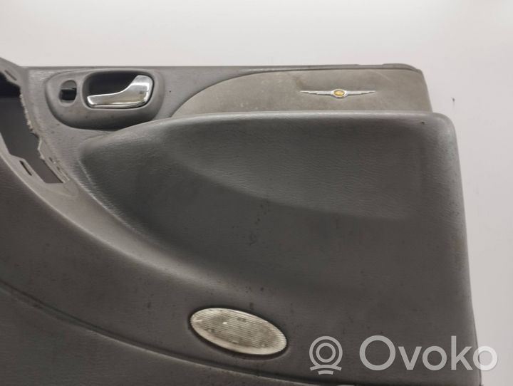 Chrysler Voyager Etuoven verhoilu 0XW321D5AA