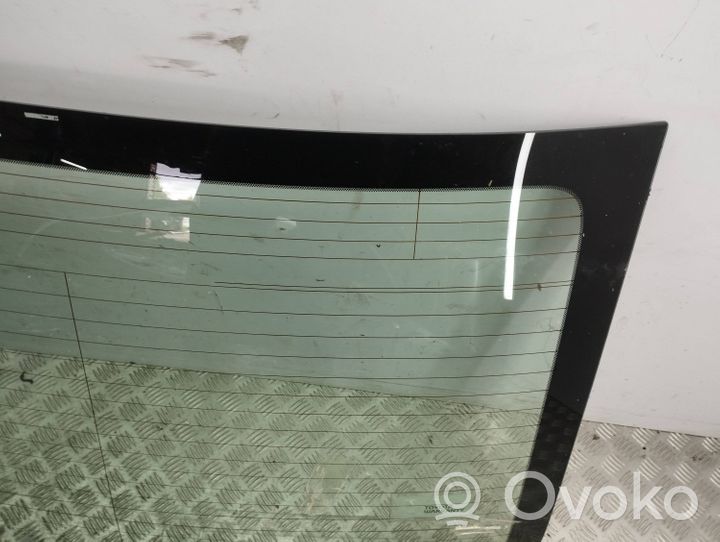 Toyota Avensis T270 Rear windscreen/windshield window 