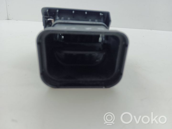 Volvo V50 Copertura griglia di ventilazione laterale cruscotto 506001