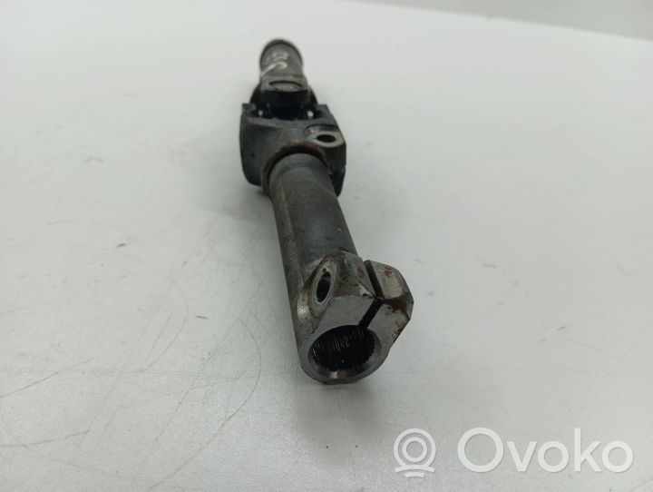 Toyota Avensis T270 Joint de cardan colonne de direction 5611