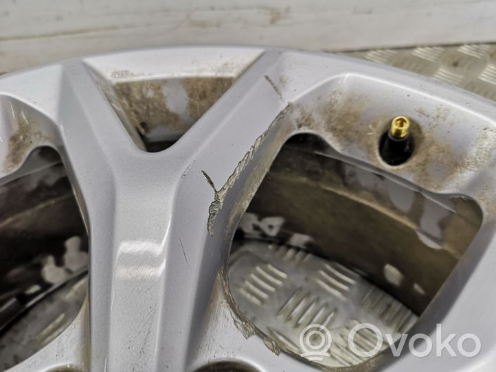 Seat Arona R17 alloy rim 6F9601025H