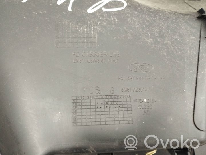 Ford Focus Rivestimento del pannello della portiera anteriore Em51a2394301