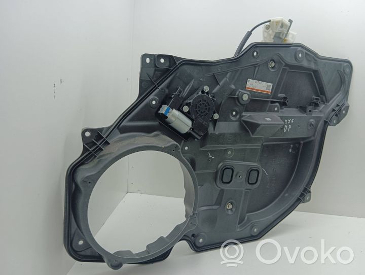 Mazda CX-7 Meccanismo di sollevamento del finestrino anteriore senza motorino EG525897X