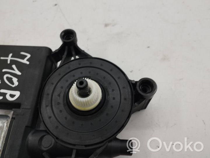 Citroen C5 Aircross Moteur de lève-vitre de porte avant 9829482380