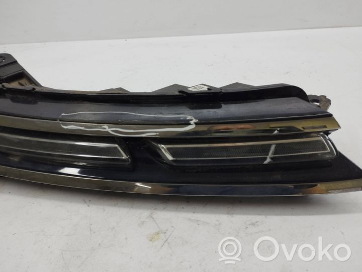 Citroen C5 Aircross Faro diurno con luce led 9818005080