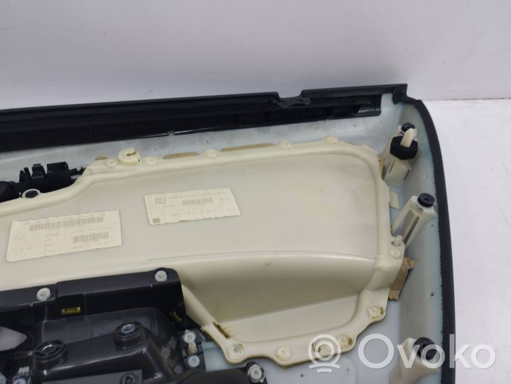 Volvo S60 Takaoven verhoilu 8635872