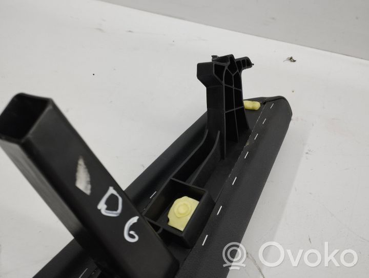 Audi Q5 SQ5 Muu takaoven verhoiluelementti 80a885704