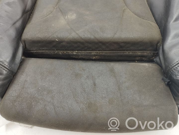 Audi Q7 4L Priekinės kelevio sėdynės padas 4341032