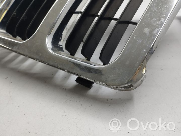 Jeep Grand Cherokee (WK) Grille calandre supérieure de pare-chocs avant 5JF94TRMAE