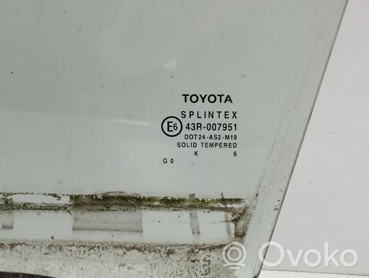 Toyota Corolla E120 E130 Etuoven ikkunalasi, neliovinen malli 43R007951