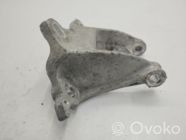 Honda CR-V Engine mounting bracket 50T0C