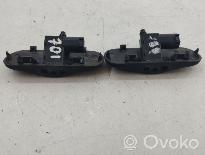 Audi A7 S7 4G Ugello a spruzzo lavavetri per parabrezza 4G8955988