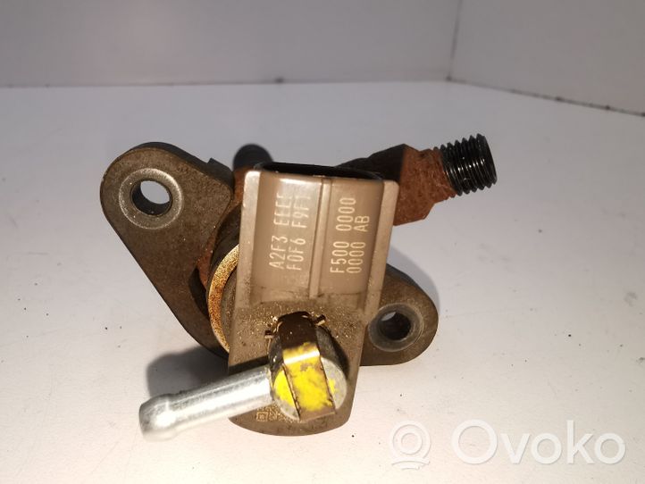 Mazda CX-7 Injecteur de carburant R2AA13H50