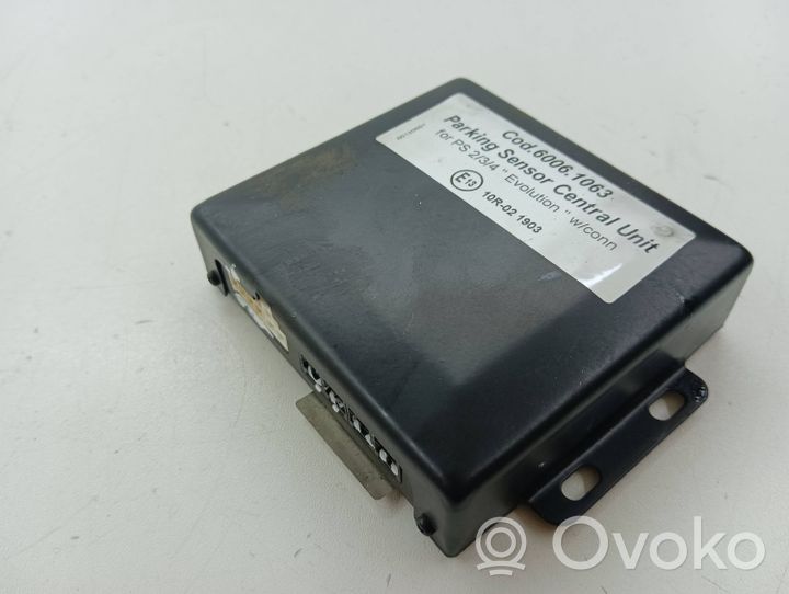 Saab 9-7X Unité de commande, module PDC aide au stationnement E1310R021903