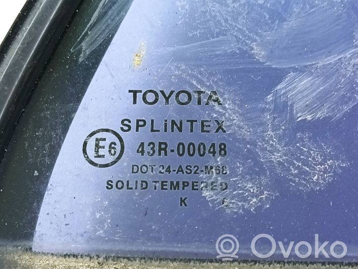 Toyota Corolla E120 E130 Vetro del deflettore posteriore 43R00048