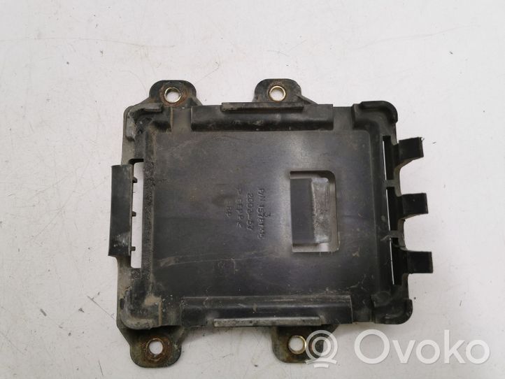 Saab 9-7X Supporto centralina motore 15781315